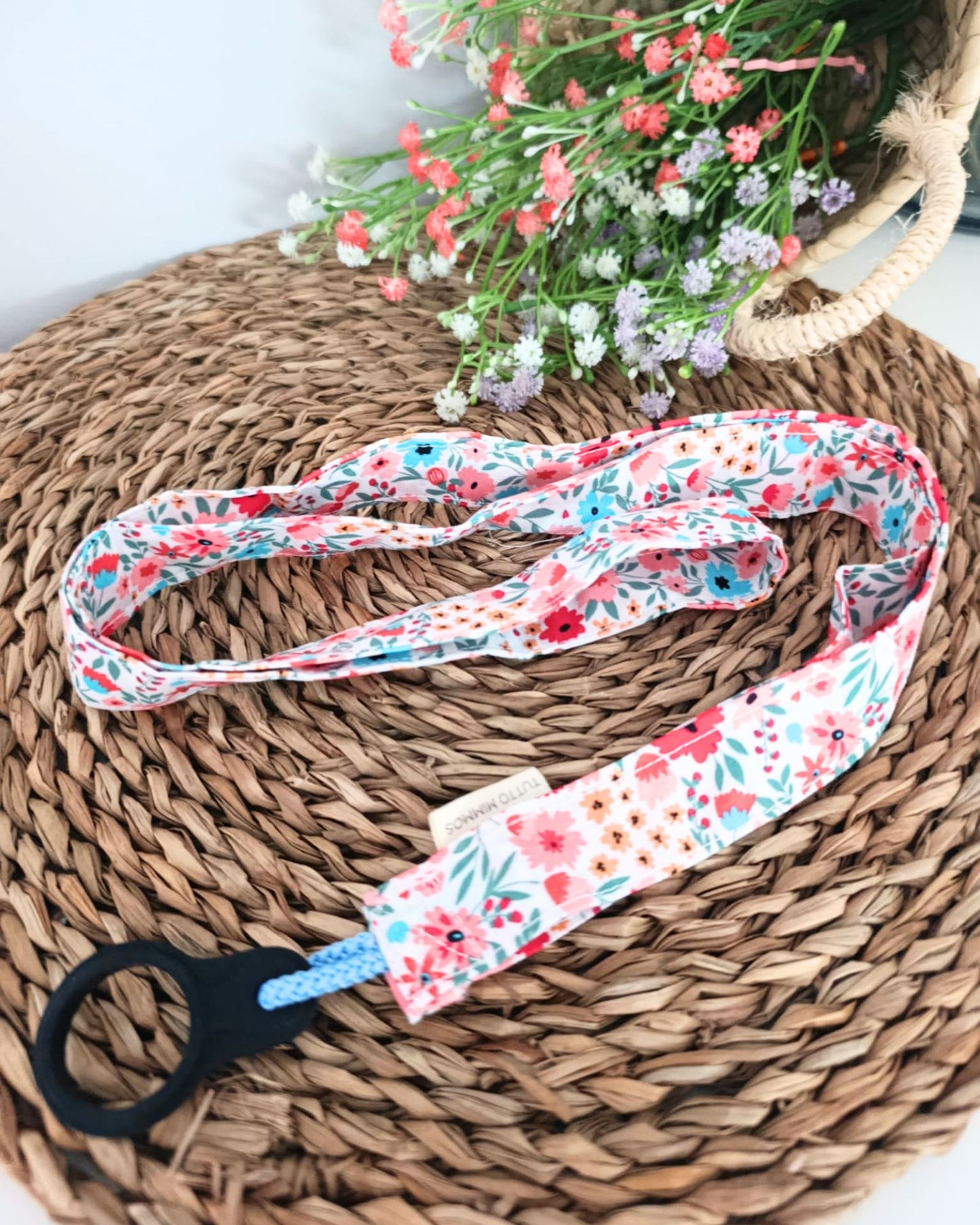 cinta-cuelga-botella-zara-detalle