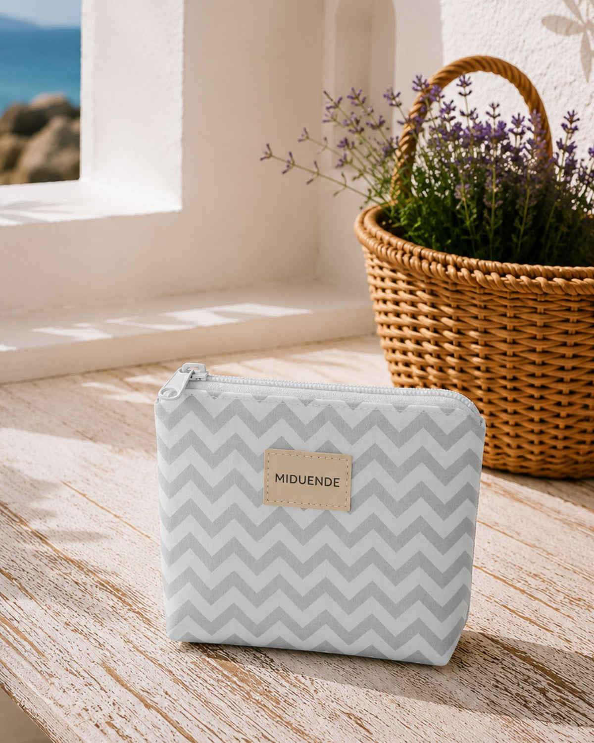 Neceser para aseo intimo mini en tela de loneta zigzag gris personalizable MiDuende