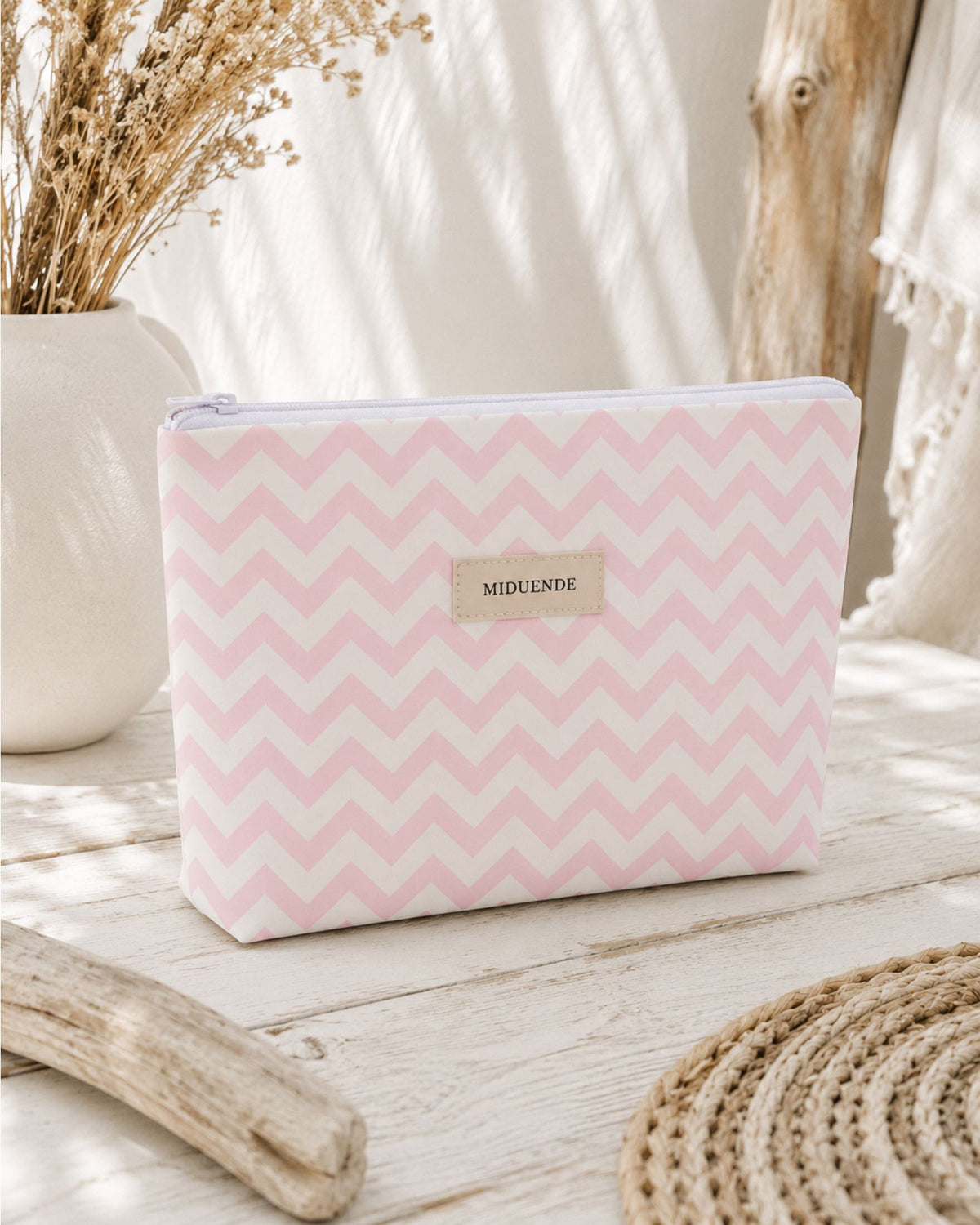 neceser maxi en tela zigzag rosa personalizable de Miduende