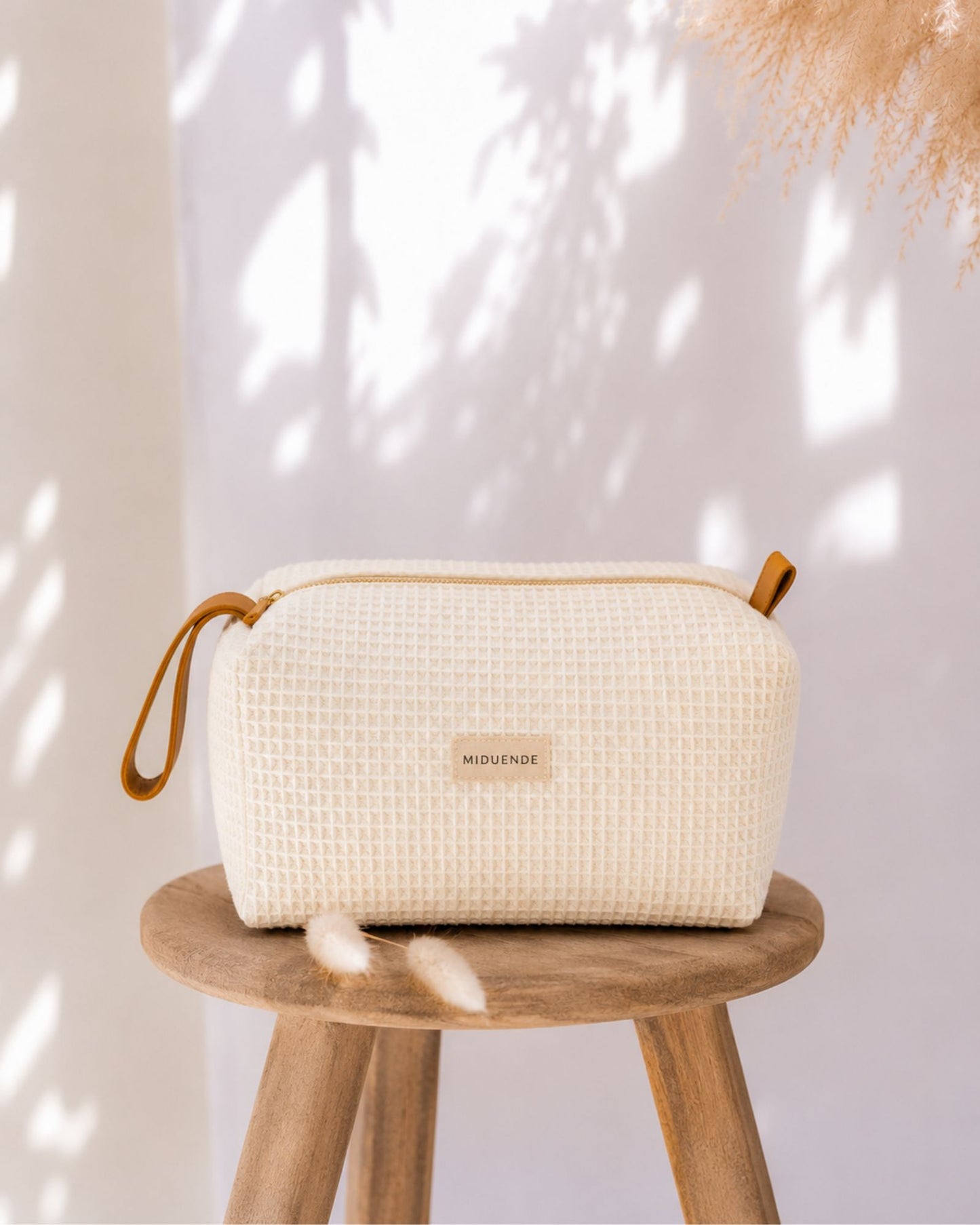 Neceser Traveler Waffle Crema personalizable MiDuende