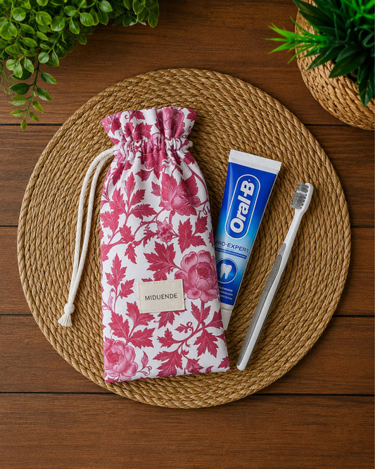 Bolsa porta cepillo de dientes personalizada MiDuende en tela Frambuesa para guardar cepillo y pasta de dientes