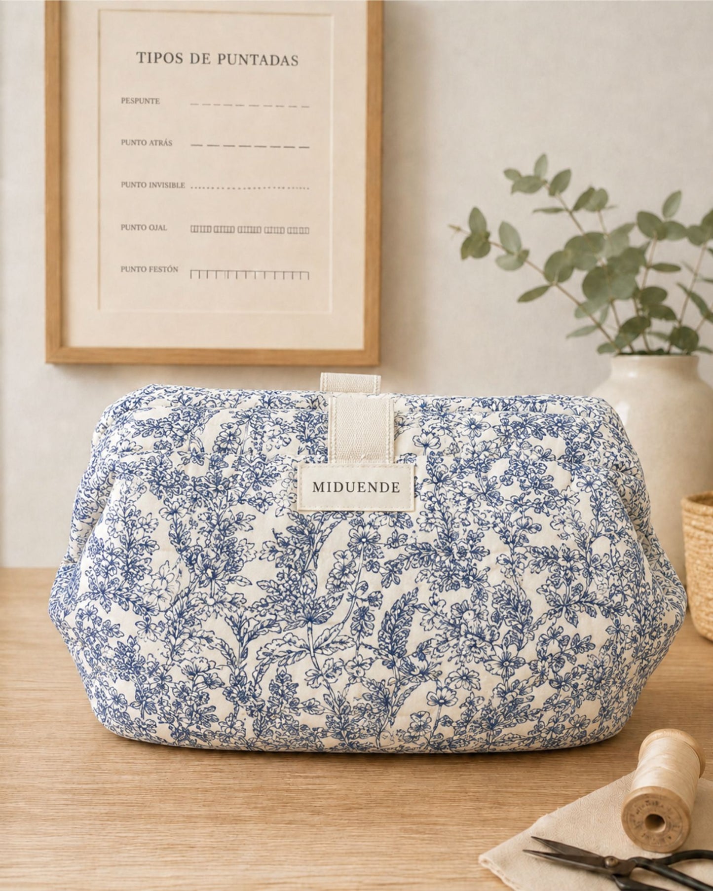 Bolsa de labores con boquilla en estampado Jara Azul personalizada de MiDuende