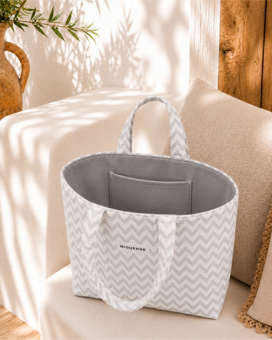Bolso shopper en loneta de zigzag gris con bolsillo interior personalizable para mujer de MiDuende