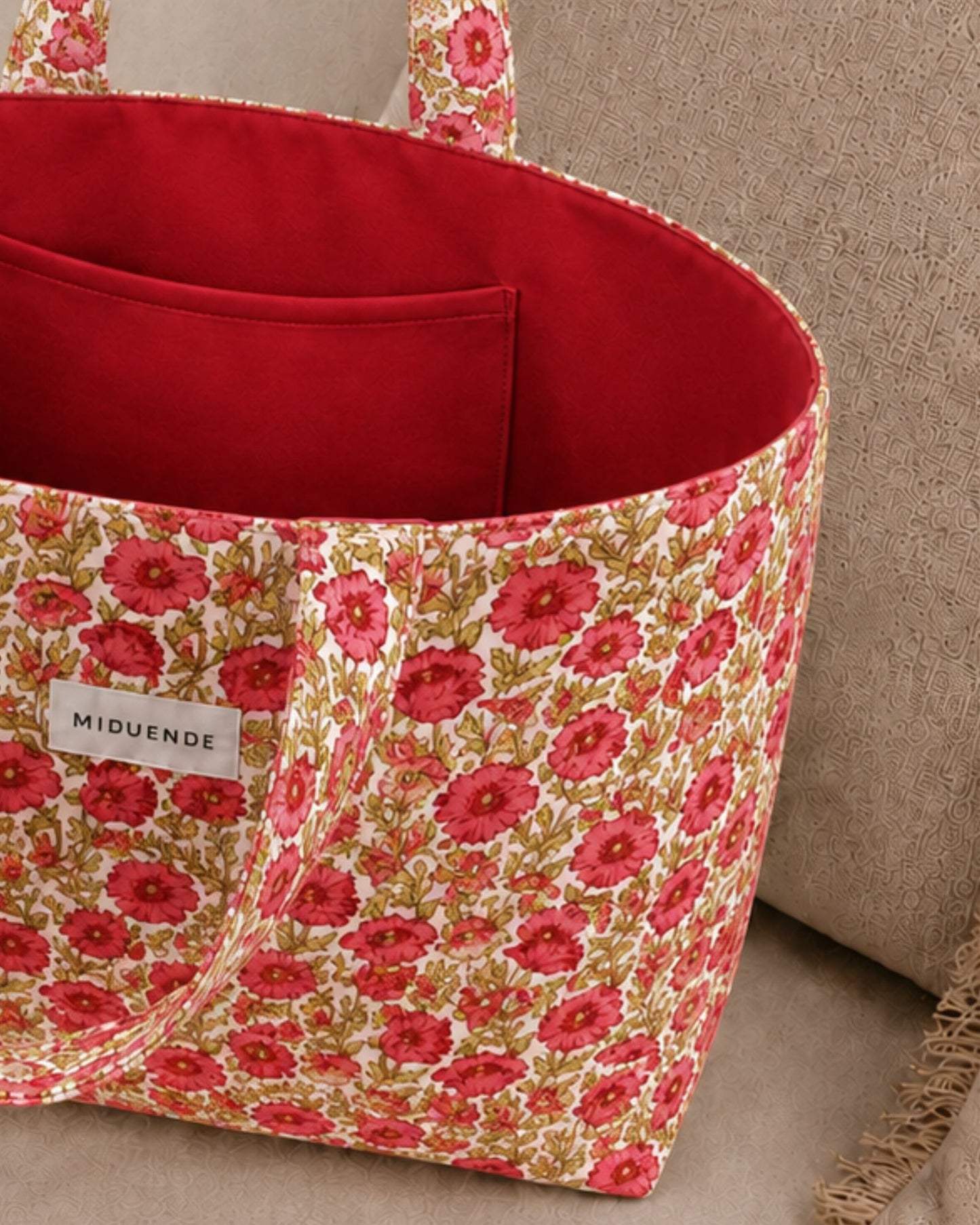Detalle Bolso shopper Rodas rojo para tu dia a dia de Miduende