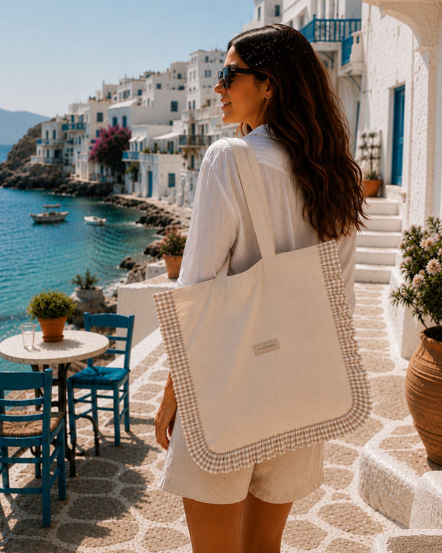 bolso tote en lino con volante decorativo en vichy beige personalizable de MiDuende