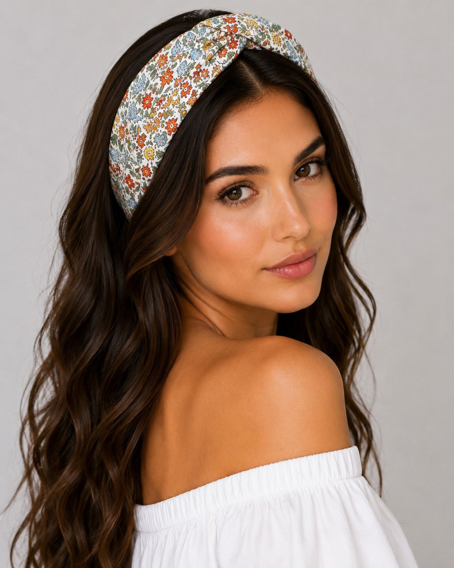 Diadema-floral-marron-miduende