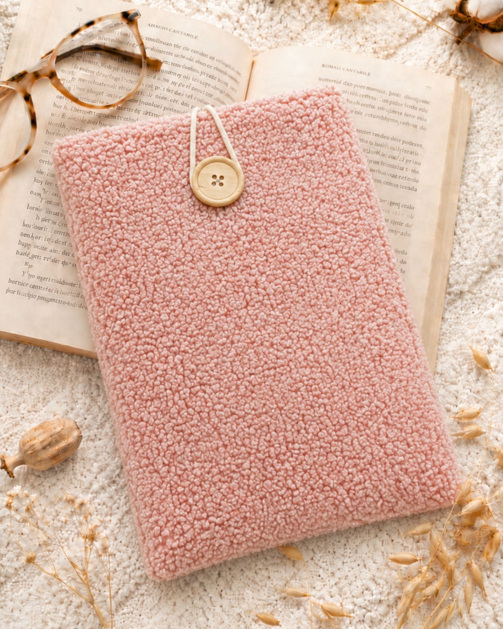 escritorio-funda-borreguito-rosa