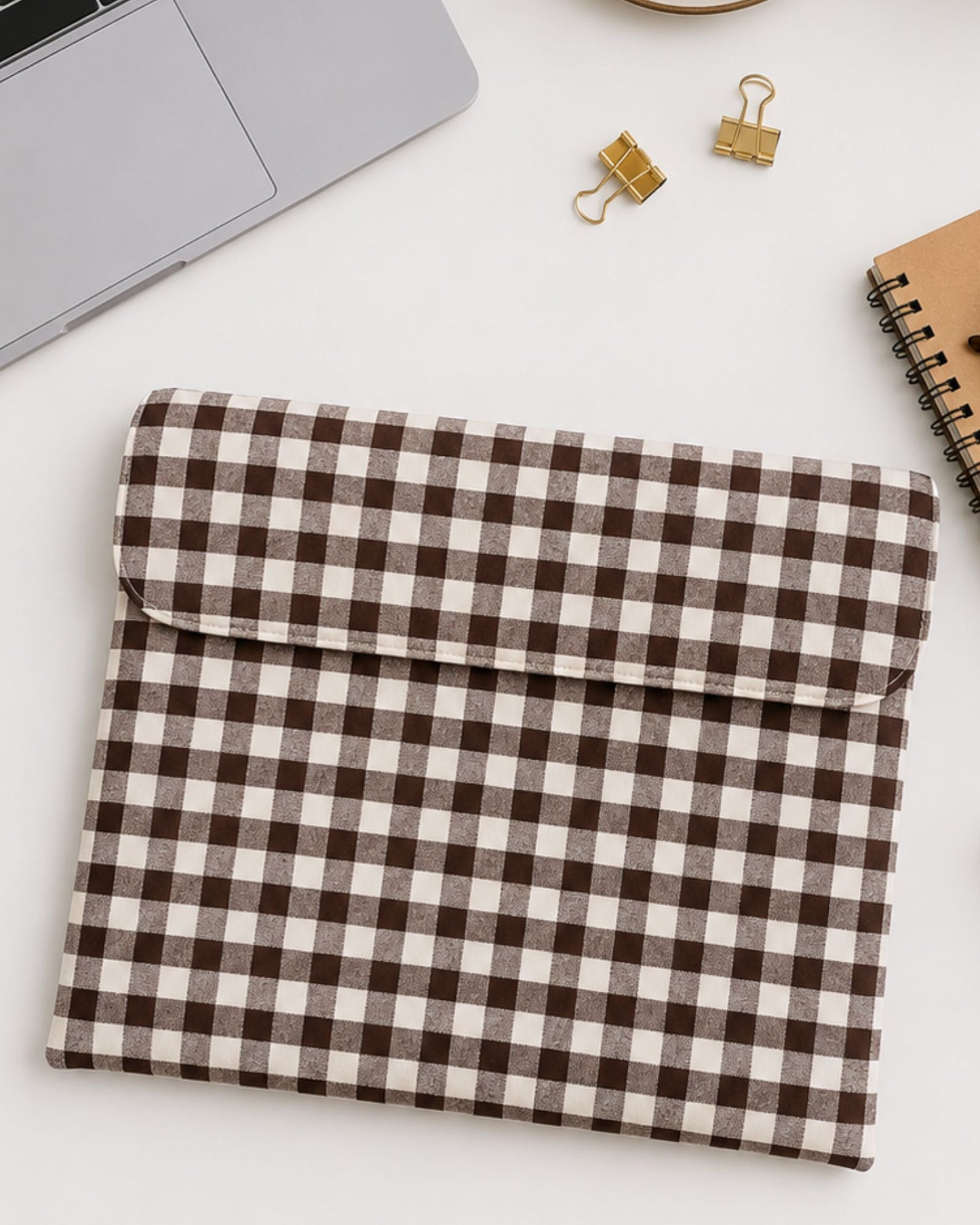 escritorio-portadocumentos-vichy-chocolate