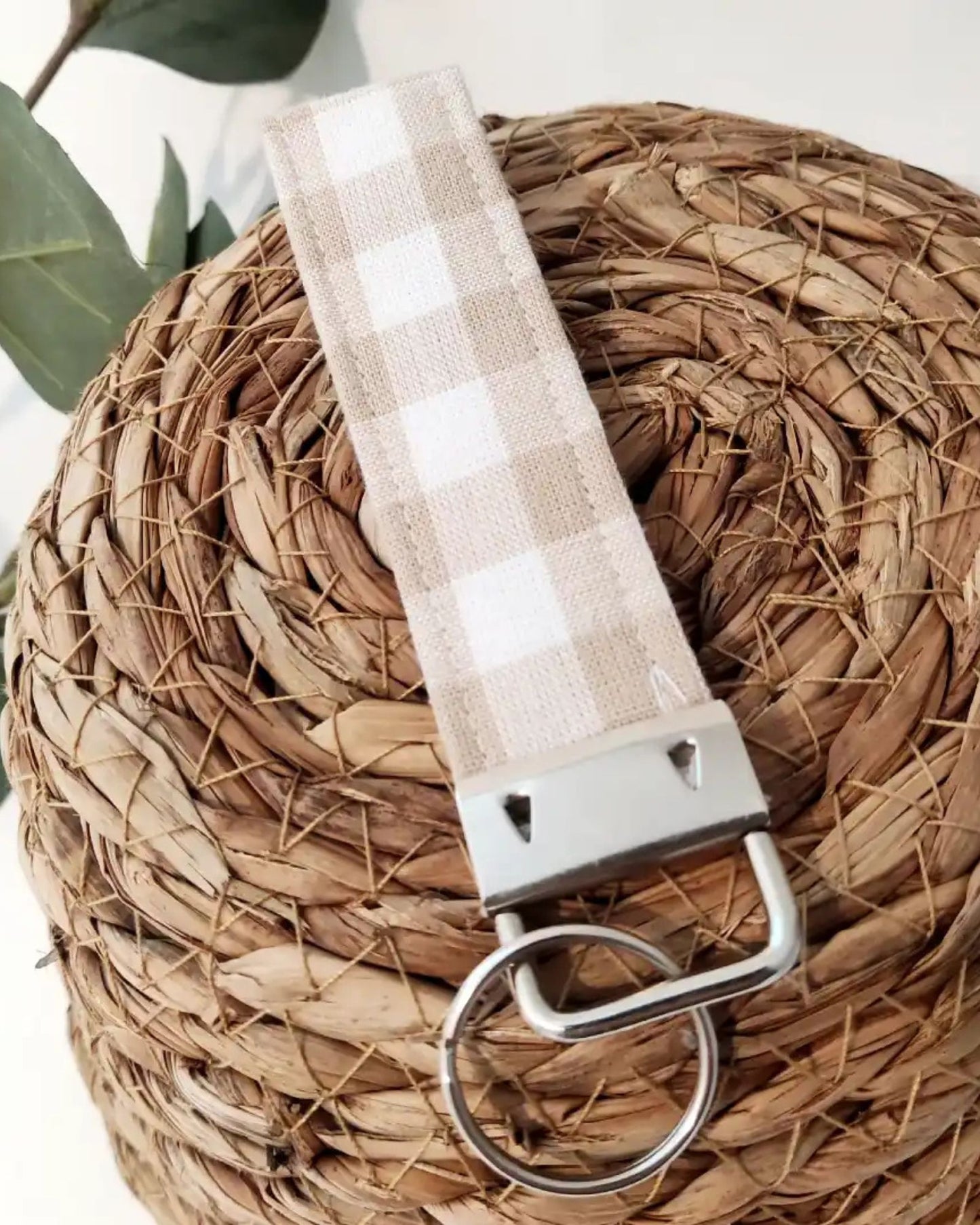 llavero-vichy-beige-plateado-miduende