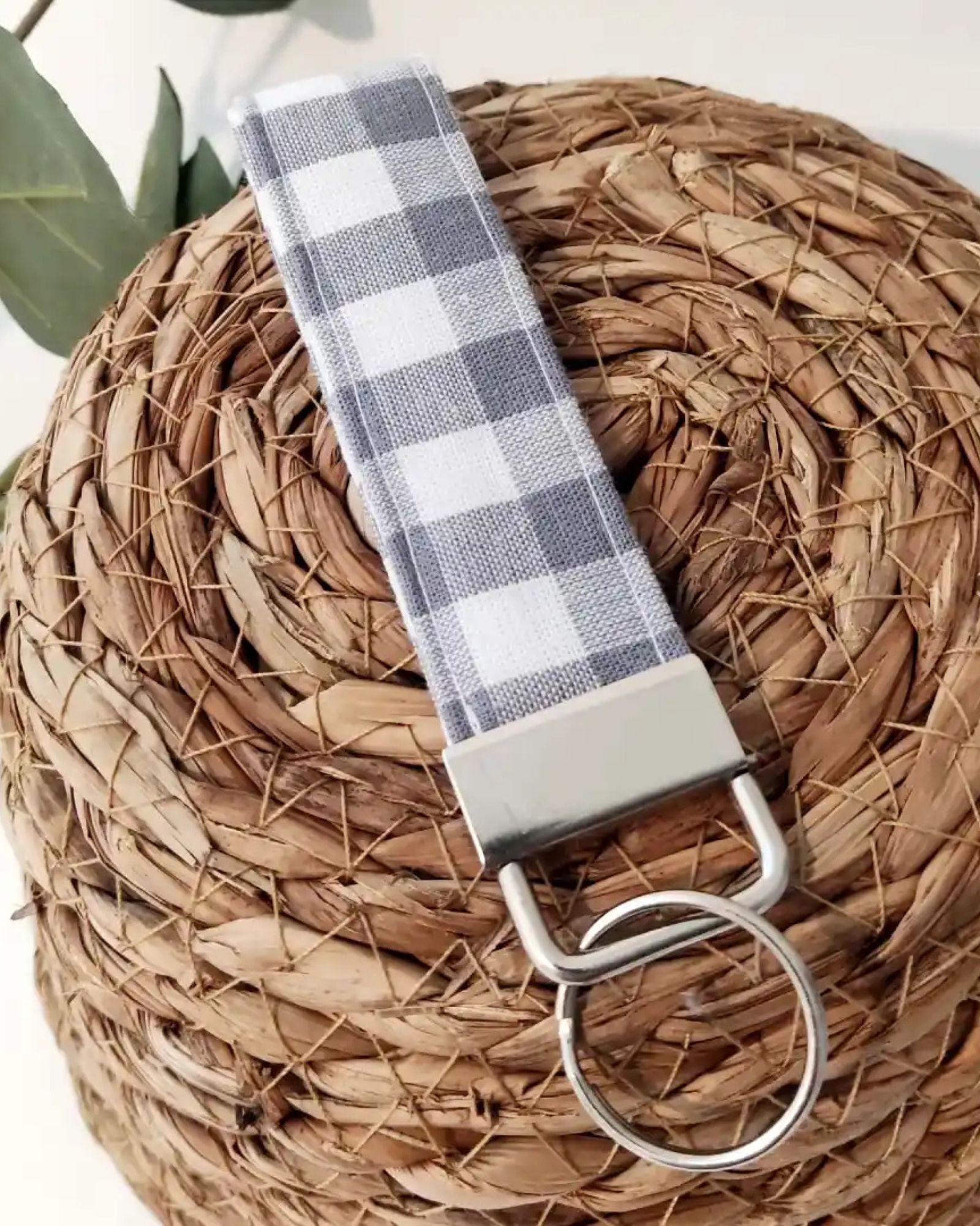 llavero-vichy-gris-plateado-miduende