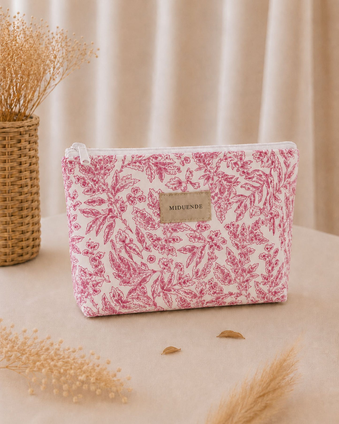 Neceser básico personalizado Jara Rosa de algodón acolchado Miduende 32x24 cm