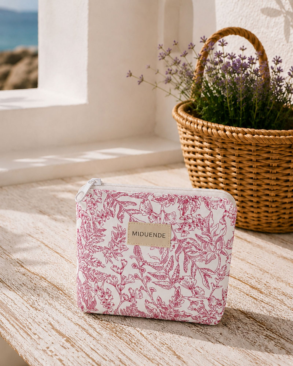 Neceser para aseo intimo mini en tela de estampado Jara rosa personalizable MiDuende