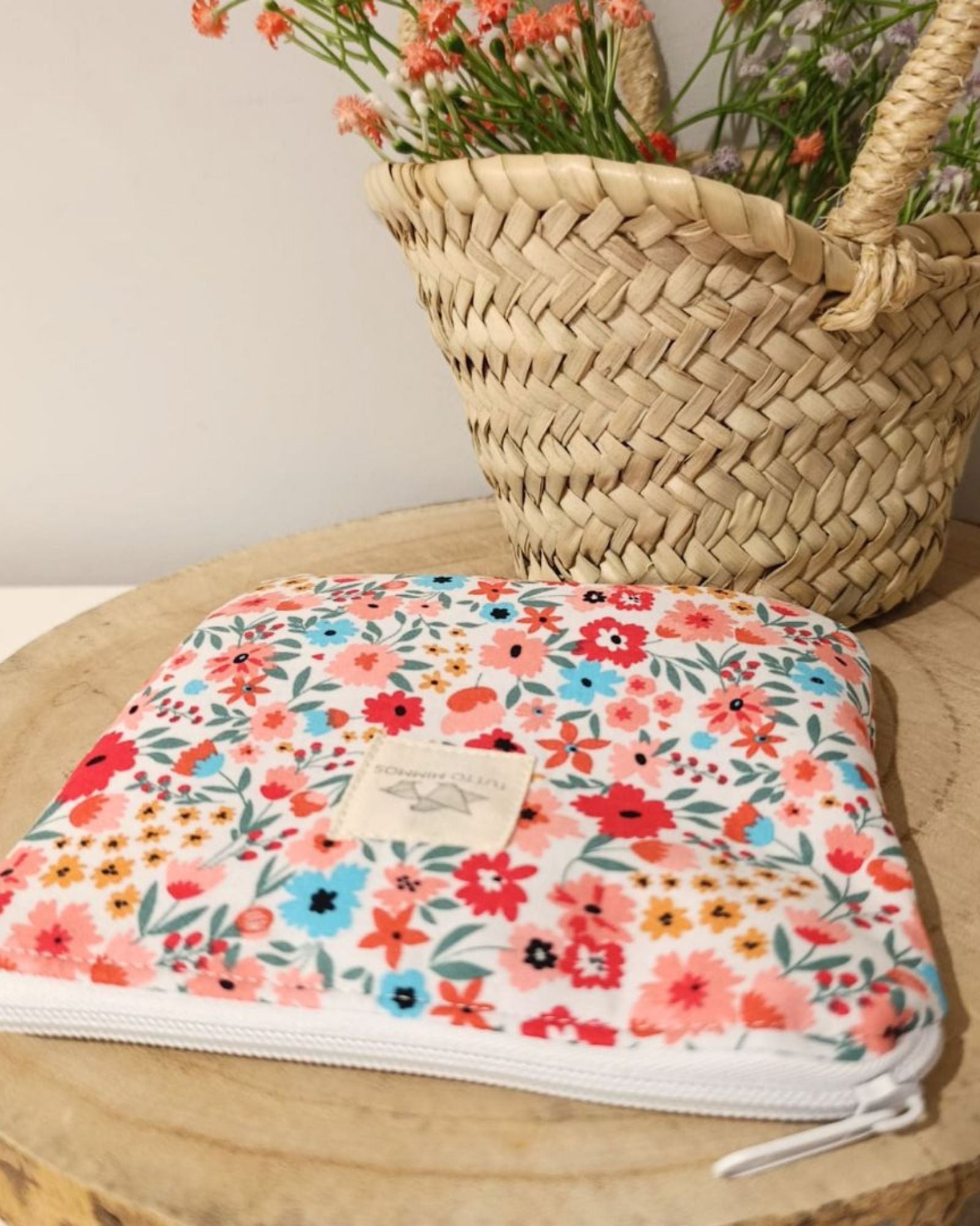 neceser-mini-zara-tumbado