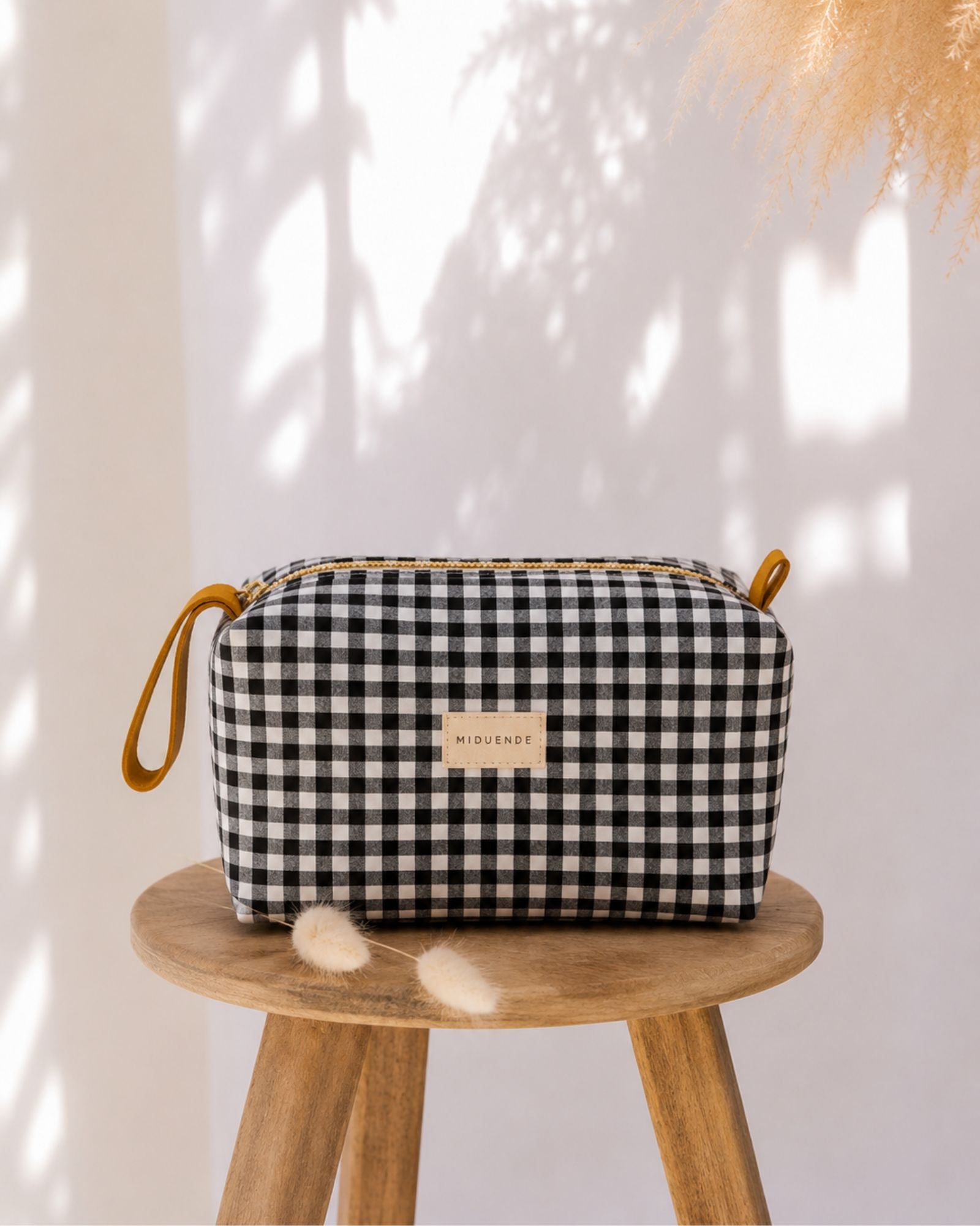 Neceser Traveler Vichy Negro personalizable de algodón acolchado MiDuende con asa lateral