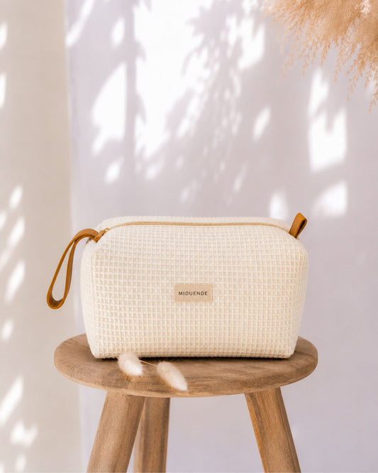 Neceser Traveler Waffle Crema personalizable MiDuende
