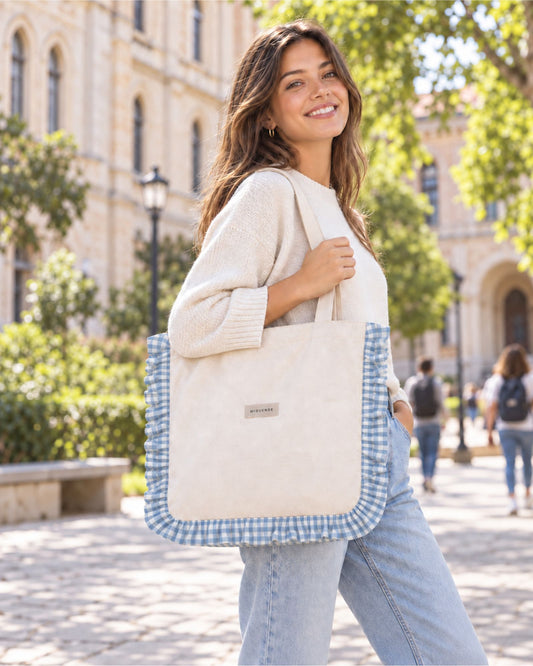 Bolso tote de lino natural con volante decorativo en tela vichy azul personalizable de MiDuende